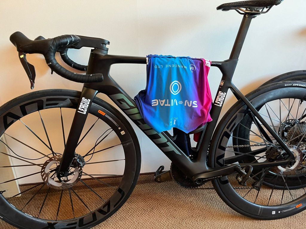 Olly Race UCI Tour of Lithuania with SN-Vitae HUUB Bimbam P/B&nbsp;coaching